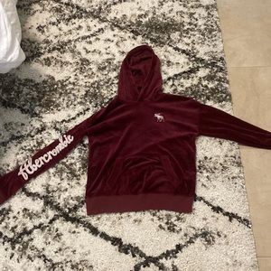 Abercrombie sweat shirt